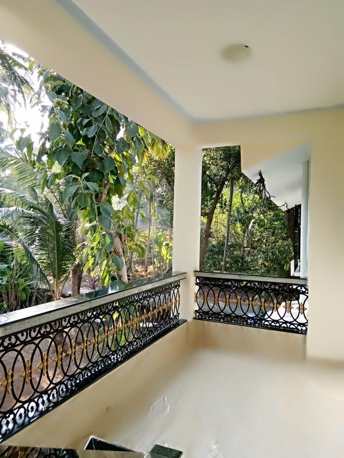 Shirley'S Guest House Majorda Buitenkant foto